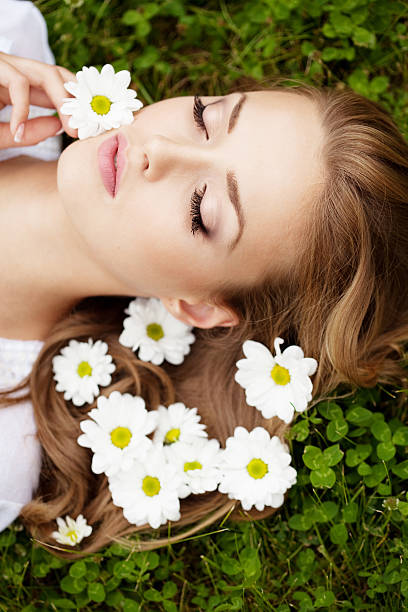 istock Beautiful woman with flowers 183767918