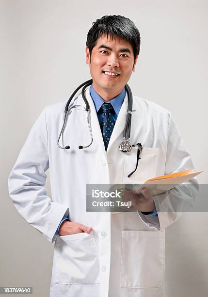 Asiatischen Arzt Stockfoto und mehr Bilder von Arzt - Arzt, Asiatischer und Indischer Abstammung, Asien
