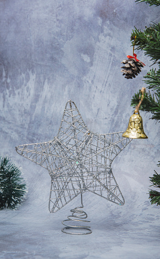 Metallic christmas tree star topper,made of silver metal wire.christmas tree decoration