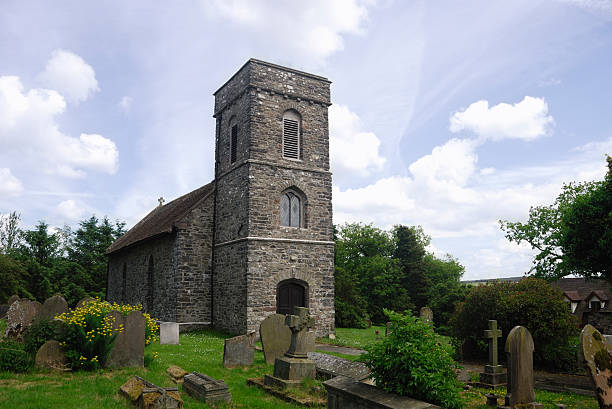istock English country church 183774488