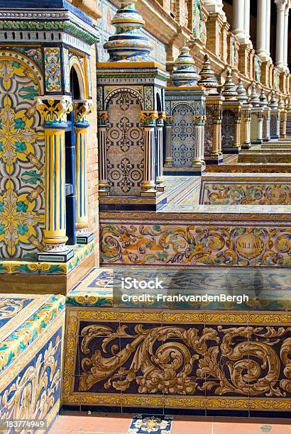 Plaza De Espagna - Fotografie stock e altre immagini di Piastrella - Piastrella, Plaza de España - Siviglia, Andalusia