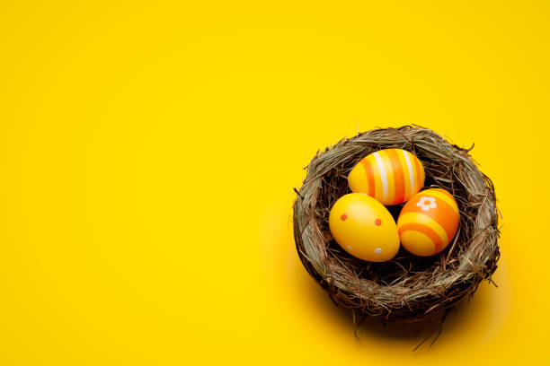 Amarillo huevos de Pascuas - foto de stock