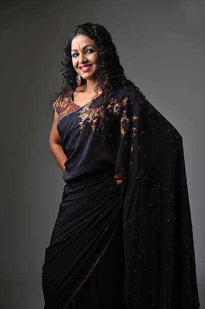 istock Beauitiful Indian woman 183782879