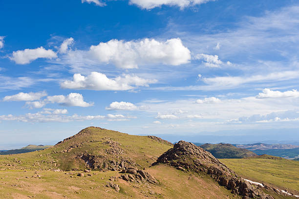 istock Scenic Mountain Tundra in Summer 183782901