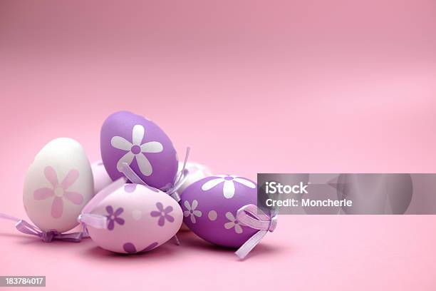 イースター卵にピンク - ちょう結びのストックフォトや画像を多数ご用意 - ちょう結び, まぶしい, イースター