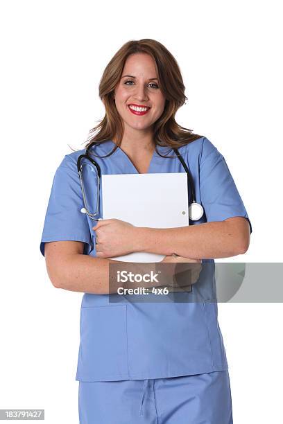 Enfermeira Com A Área De Transferência - Fotografias de stock e mais imagens de 20-29 Anos - 20-29 Anos, Adulto, Autoconfiança