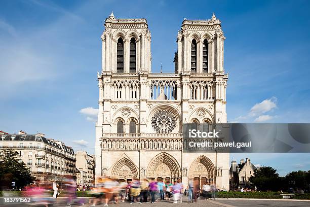 Notredame - Fotografias de stock e mais imagens de Notre-Dame de Paris - Notre-Dame de Paris, Arquitetura, Capitais internacionais