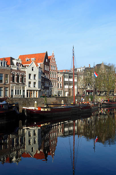 istock Rotterdam's Delfshaven with his historic sailing boats 183793371
