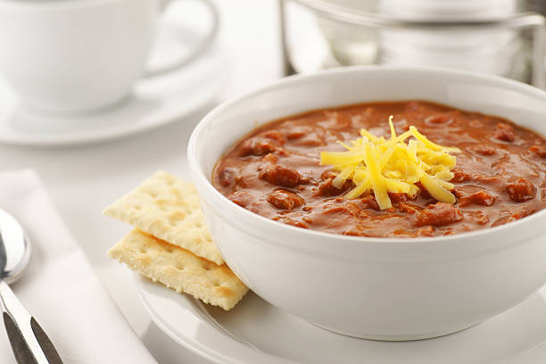 istock Bowl of Chili with Crackers 183793604