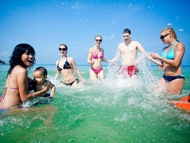 istock Family and friends 183795474