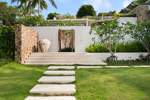 istock Villa In The Tropics 183795720