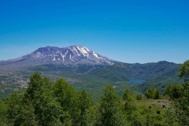 istock Mt. St. Helens National Volcanic Monument, Washington, USA 1837977042