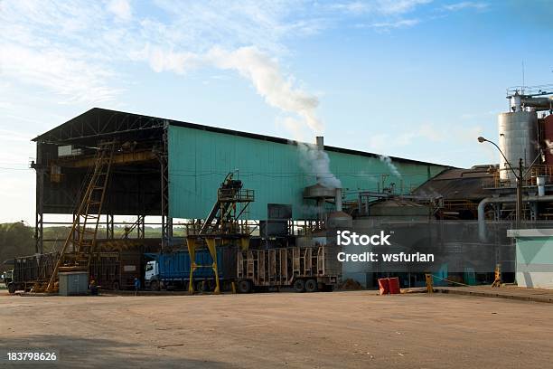 Raffineria Di Zucchero Di Canna - Fotografie stock e altre immagini di Affari - Affari, Agricoltura, Attrezzatura