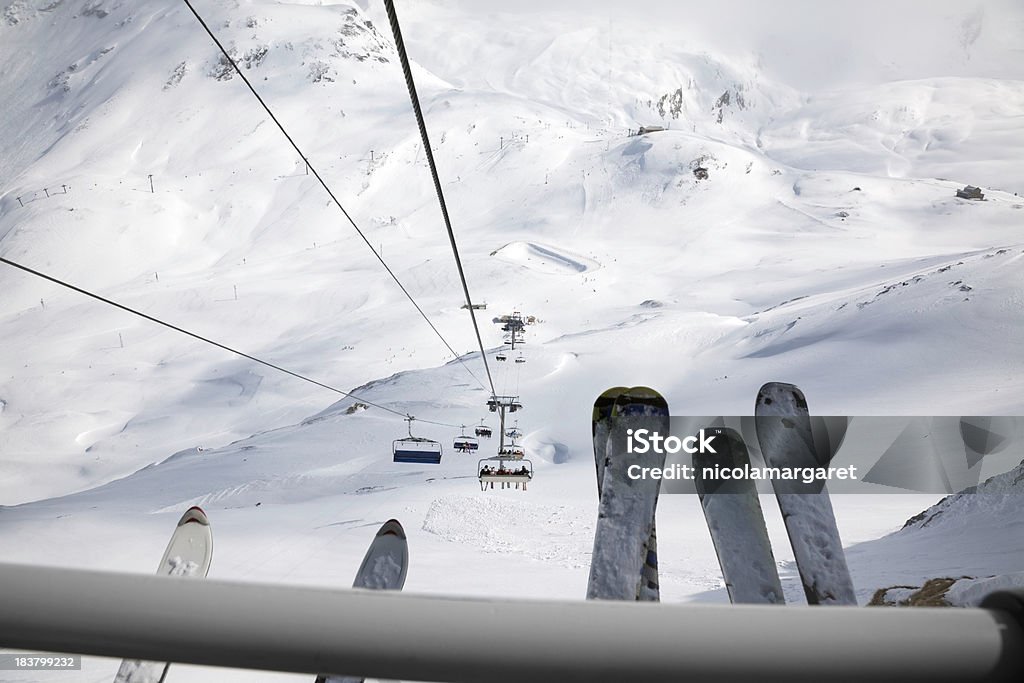 Sedia ascensore delle Alpi - Foto stock royalty-free di Sci - Attrezzatura sportiva