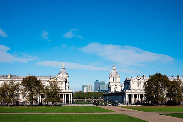 istock Canary Wharf through the Old Royal Naval College 183800945