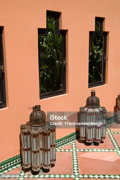 Lanterna - Fotografie stock e altre immagini di Arabesco - Stili - Arabesco - Stili, Arabia, Arancione