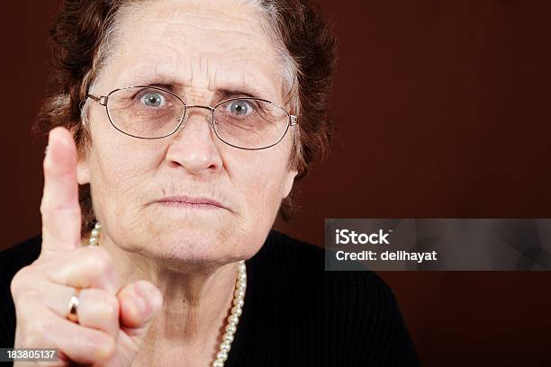 Insegnante Arrabbiata - Fotografie stock e altre immagini di Crudeltà - Crudeltà, Insegnante, Donne anziane