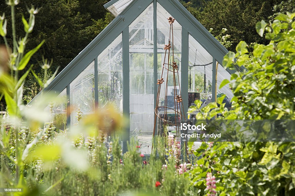 Квинтэссенция Russian Country Garden - Стоковые фото Сарай роялти-фри