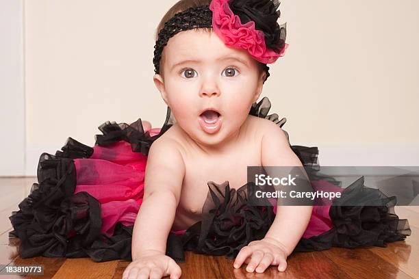 Baby Dressed Up — стоковые фотографии и другие картинки Детская - спальня - Детская - спальня, Роскошь, 6-11 месяцев