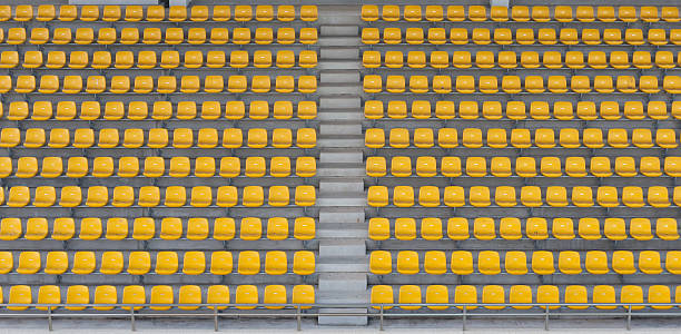 vacío de licencias - bleachers stadium seat empty fotografías e imágenes de stock