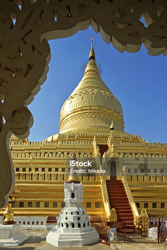 Pagoda dorata - Foto stock royalty-free di Antico - Condizione