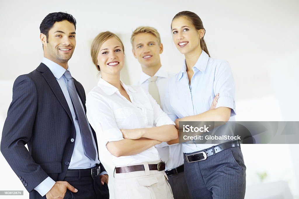Executivo feminino com colegas - Royalty-free 30-39 Anos Foto de stock