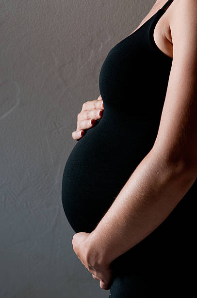 istock Young pregnant mother 183815326