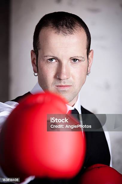 Empresário De Boxe - Fotografias de stock e mais imagens de Adulto - Adulto, Agressão, Boxe - Desporto