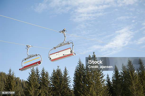 Photo libre de droit de Télésiège En Autriche banque d'images et plus d'images libres de droit de Admirer le paysage - Admirer le paysage, Alpes européennes, Arbre