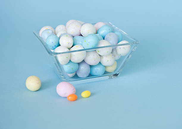 istock Glass dish of candy 183817541