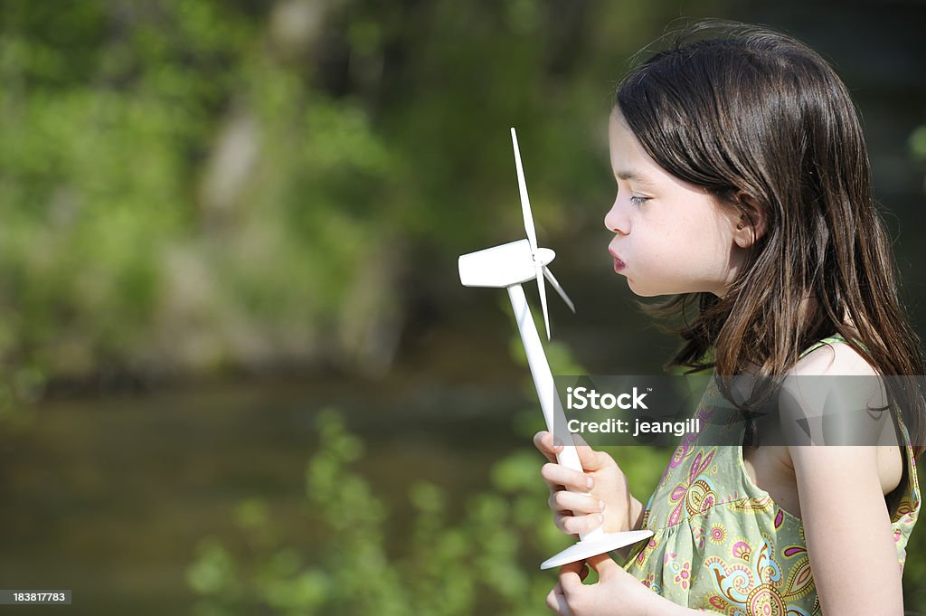 Kind mit wind und Wasserkraft - Lizenzfrei Modell Stock-Foto
