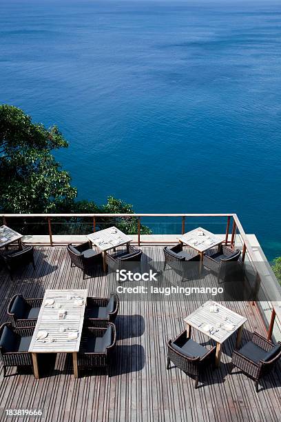 Ristorante Patio Hotel Phuket Spazio Di Copia - Fotografie stock e altre immagini di Acqua - Acqua, Albergo, Albergo di lusso