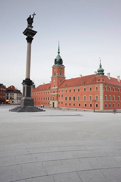 istock Royal Castle in Warsaw, Poland 183821398
