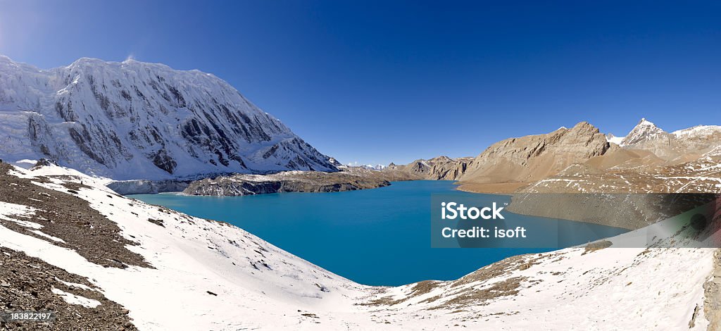 Tilicho Lago. Everest e Circuito dell'Annapurna. Nepal motivazioni - Foto stock royalty-free di Acqua