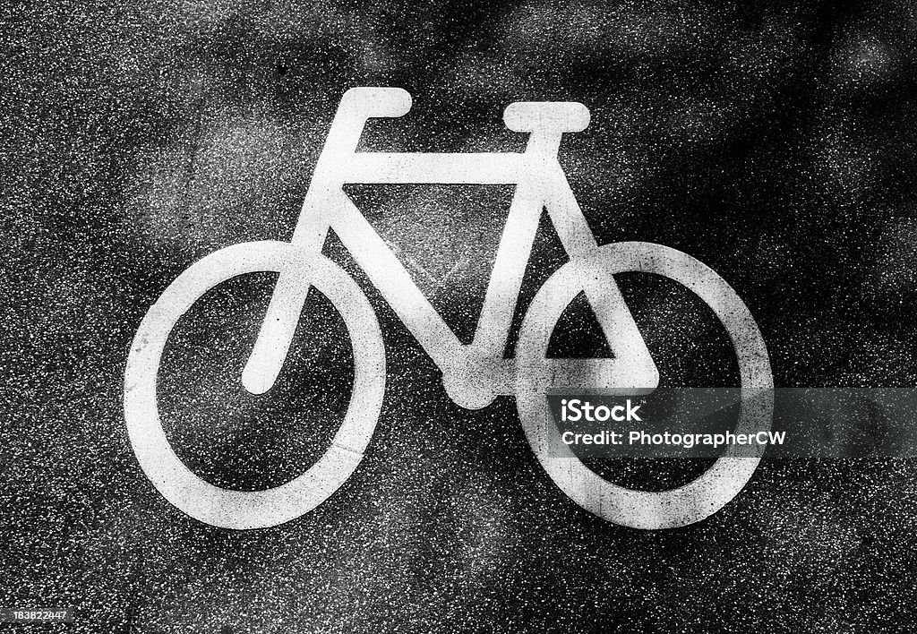 Ścieżka rowerowa - Zbiór zdjęć royalty-free (Asfalt)