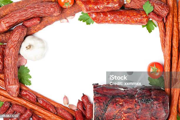 Enchidos E Carne - Fotografias de stock e mais imagens de Alface - Alface, Alho, Alimentação Não-saudável