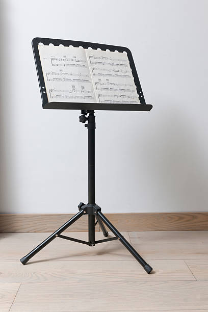istock music stand XXXL image 183823665