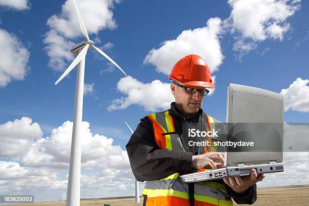 청정 에너지 및 엔지니어 바람에 대한 스톡 사진 및 기타 이미지 - 바람, 품질 관리, 검사-보기