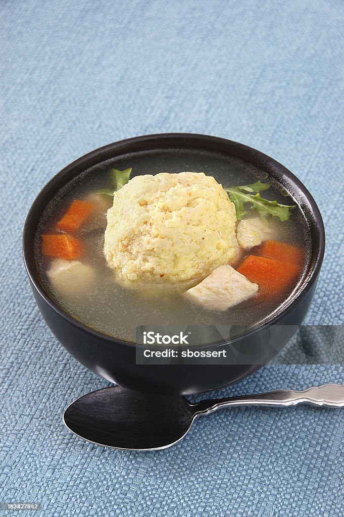 Sopa de bola Matzah - Royalty-free sopa de bola de matzo Foto de stock