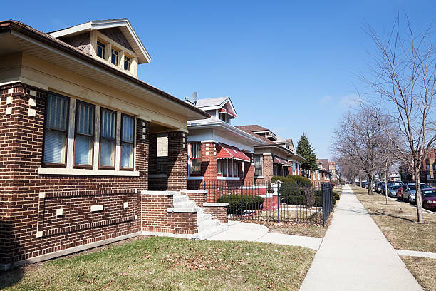 Chicago residential street with Edwardian Bungalows  clear sky usa tree day stock pictures, royalty-free photos & images