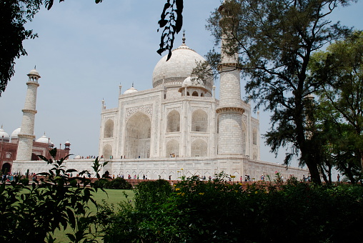 People visiting the magnificent Taj Mahal in Agra. Travel concept