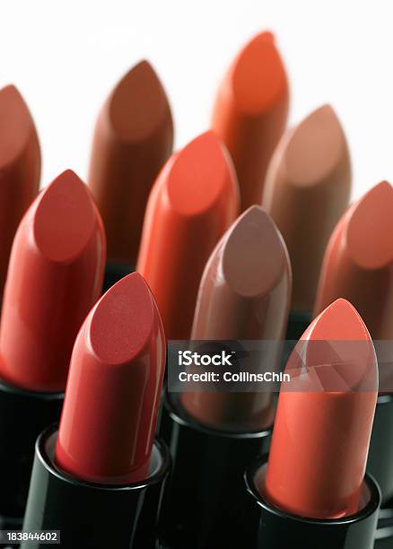 Lipsticks - Fotografias de stock e mais imagens de Batom - Batom, Macrofotografia, Vara