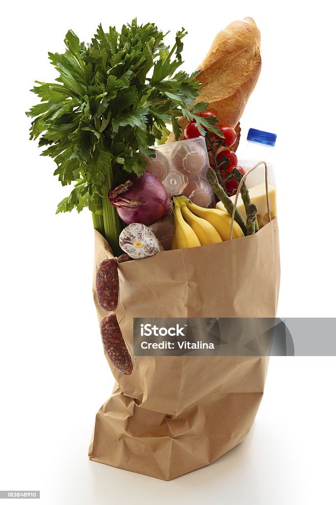 Sac de papier d'achat de denrées alimentaires. - Photo de Sac libre de droits