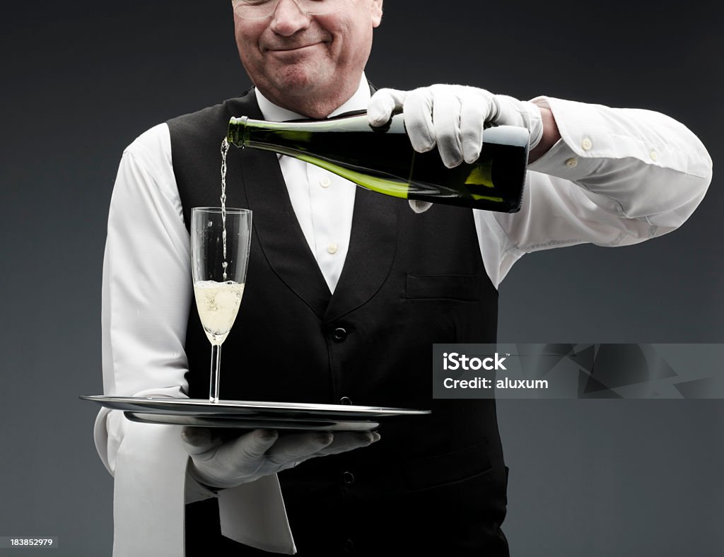 Д�ворецкий разлив шампанского - Стоковые фото Алкоголь - напиток роялти-фри
