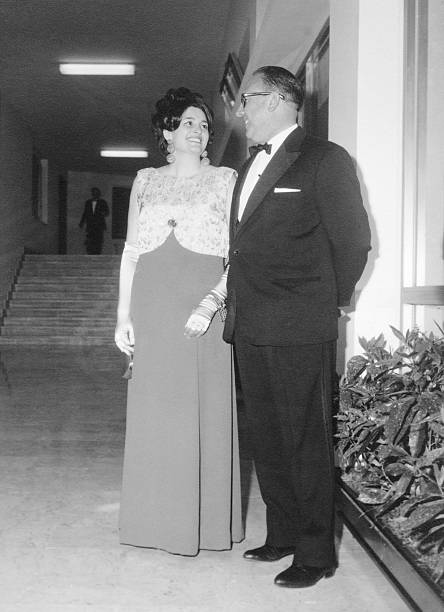 istock Couple Enjoying a Party in 1950,Black And White 183854986
