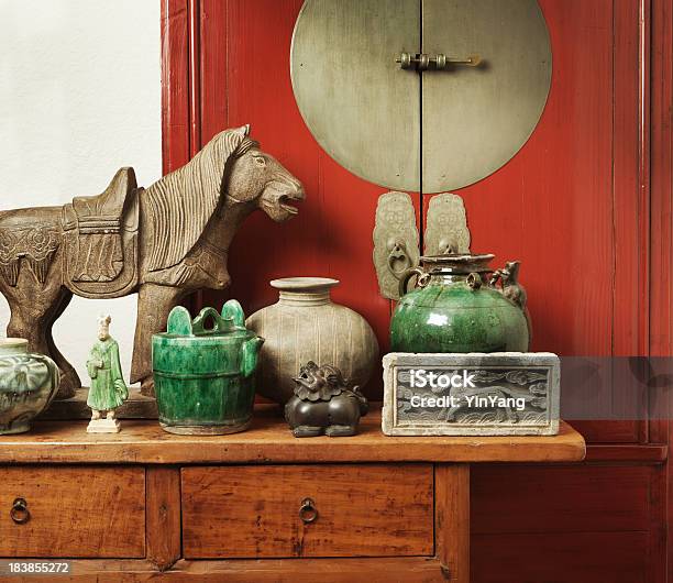 Chinês Antigo Potteries E Mobiliário Ver Hz - Fotografias de stock e mais imagens de Antiguidade - Antiguidade, Coleção, Cultura Chinesa