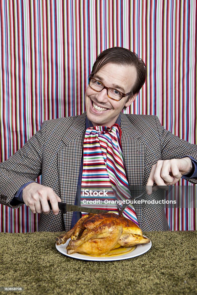 Old school homem desfrutando de um frango tudo de si - Foto de stock de Adulto royalty-free
