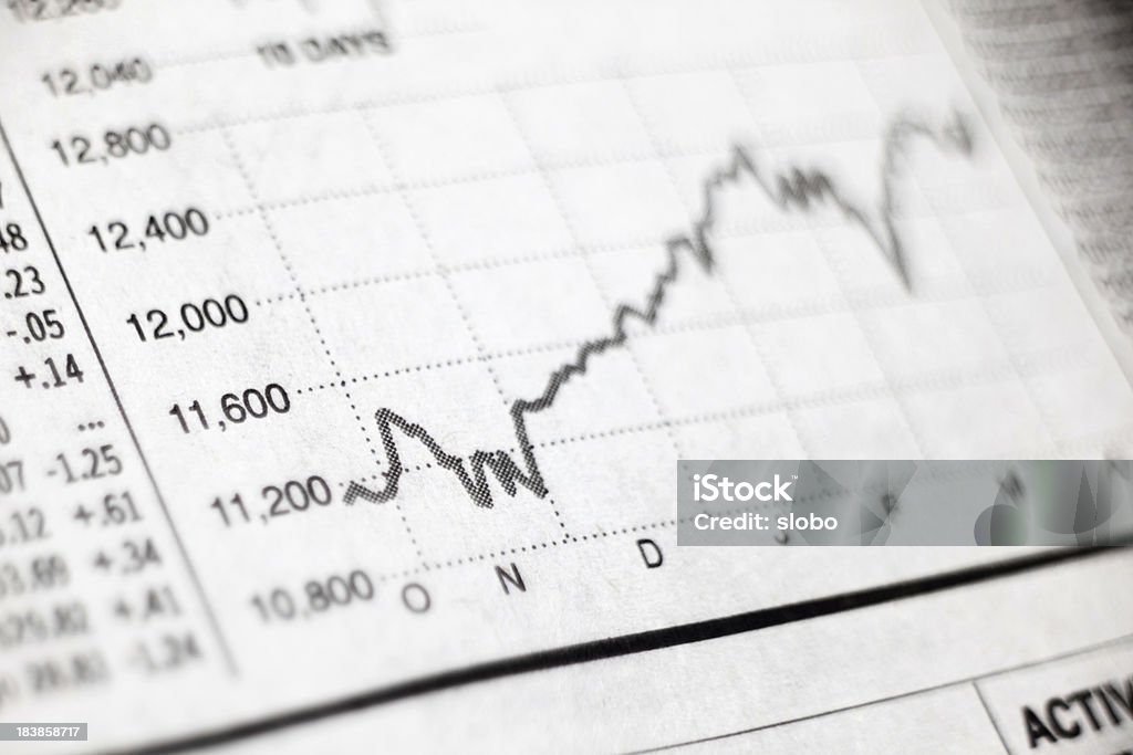 Фондовый рынок график - Стоковые фото Газета роялти-фри