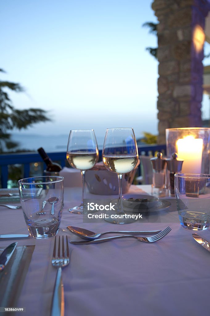 Mesa de Jantar no pôr do sol - Royalty-free Frente ao mar Foto de stock