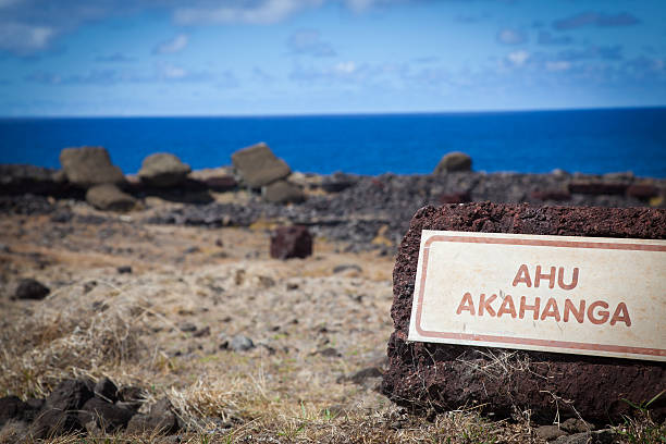 istock Ahu Akahanga Moais Sign, Easter Island, Chile 183861222
